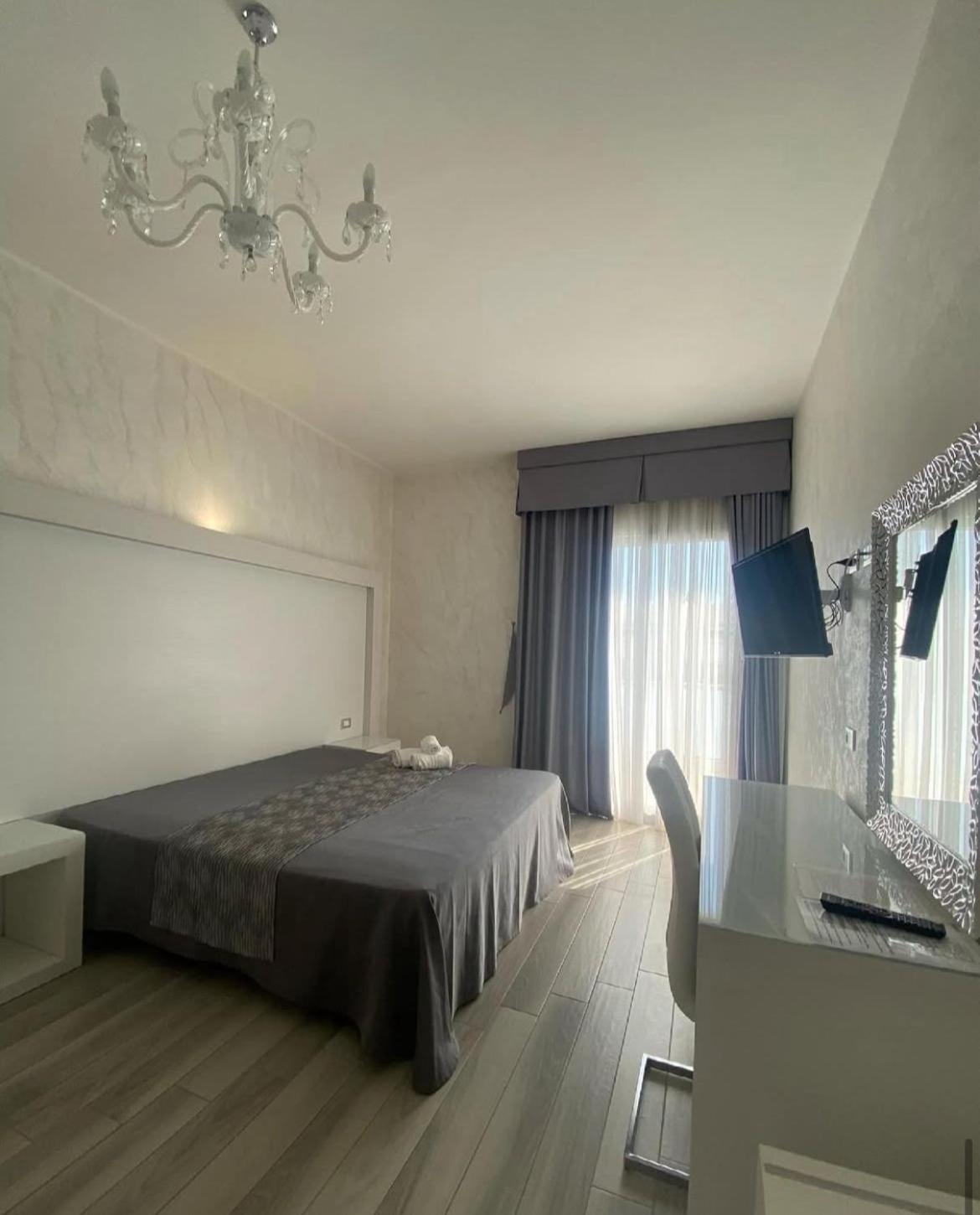 פורטו צ'זראו Hotel Paladini חדר תמונה