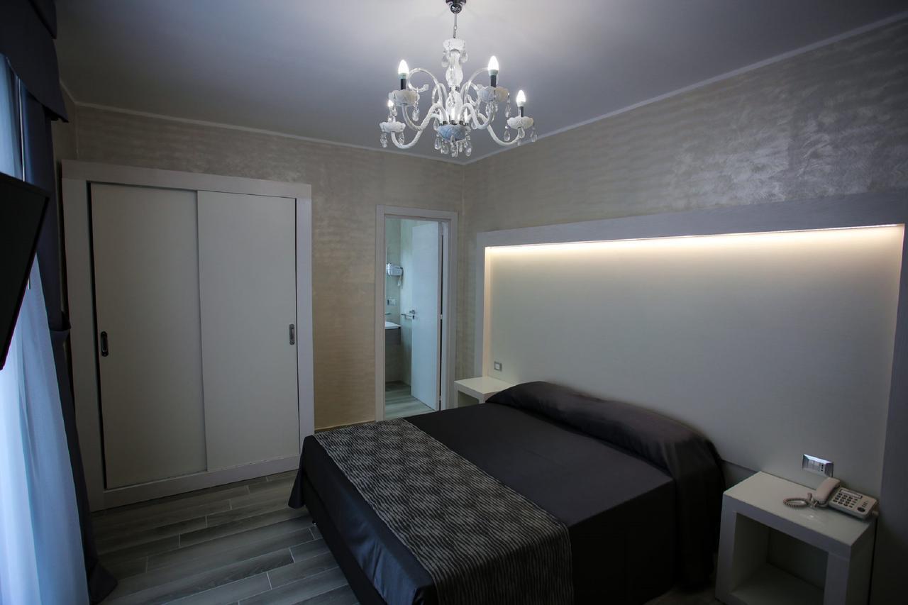 פורטו צ'זראו Hotel Paladini מראה חיצוני תמונה